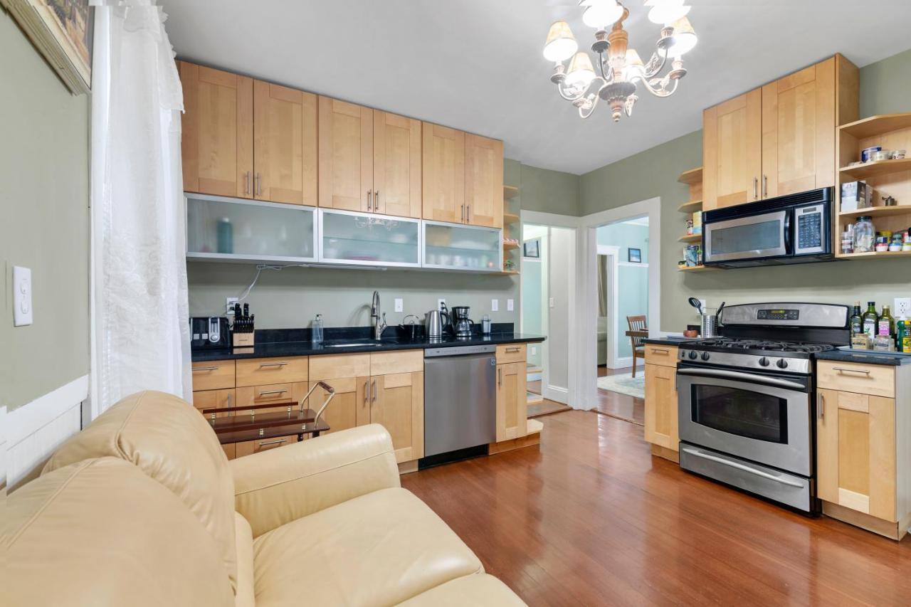 Bright & Spacious 2Br Apartment, Mins From Downtown Boston, Parking Bagian luar foto